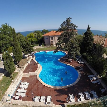 Bisser Hotel - Free Parking - Free Pool Access Balchik Exterior photo