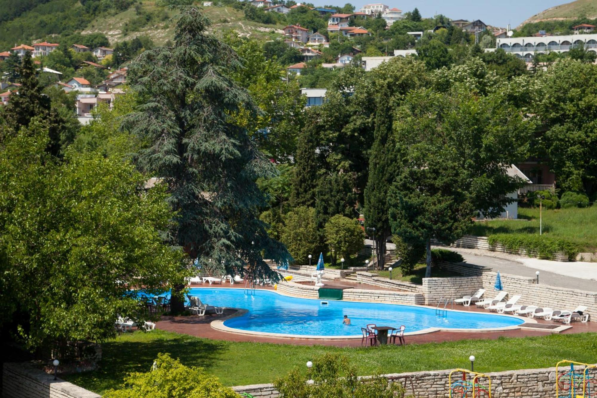 Bisser Hotel - Free Parking - Free Pool Access Balchik Exterior photo