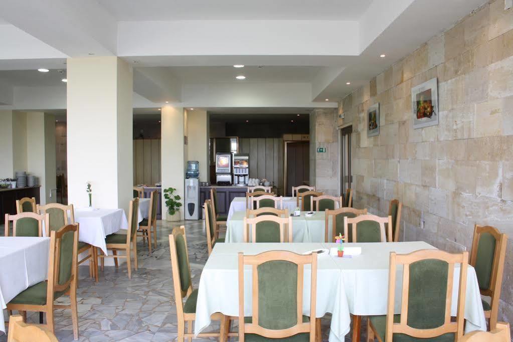 Bisser Hotel - Free Parking - Free Pool Access Balchik Exterior photo